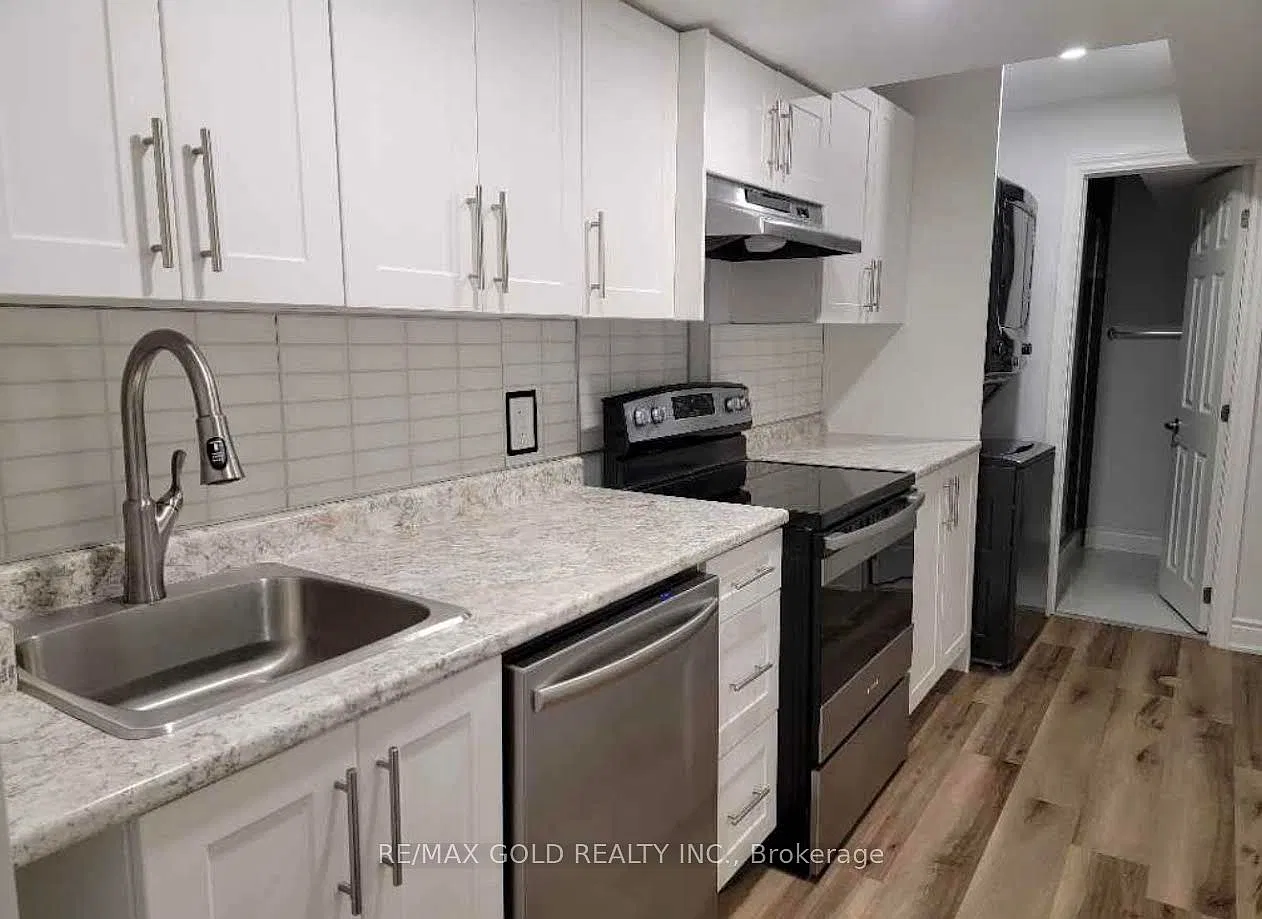 2 bed, $1,900 — Photo 3