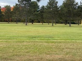 11 Golf Course Rd, Newport, ME 04953