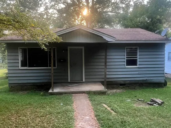 720 25th St, Batesville, AR 72501