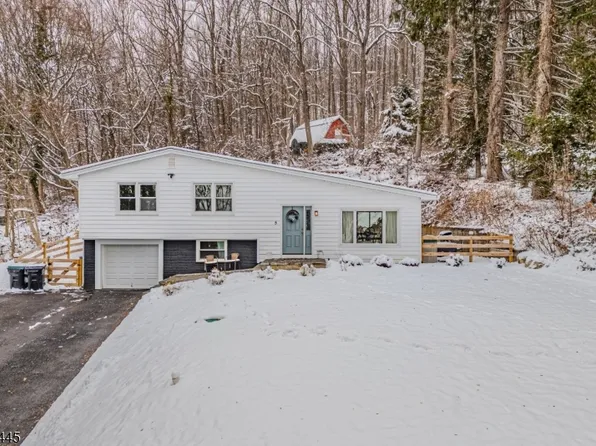 5 Dogwood Ln, Washington Twp., NJ 07882