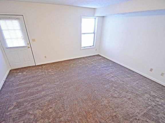 2nd image of 630 W 17th St