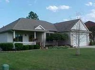2896 E Country Ln, Monroe, MI