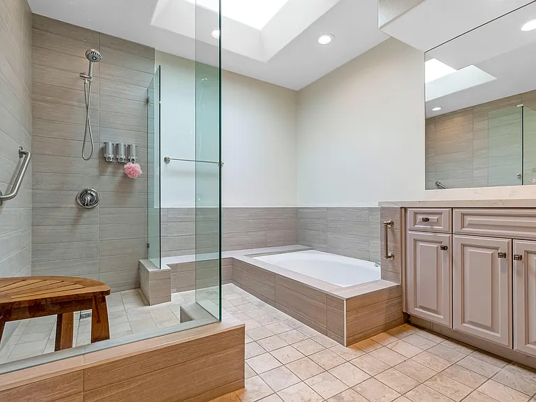 6 Colgate Dr — Photo 28