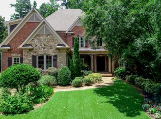 4770 Lake Forrest Dr, Sandy Springs, GA 30342