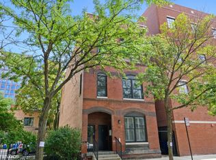 11 N Carpenter St, Chicago, IL 60607