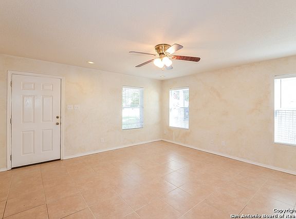 3rd image of 108 Wistoria Ct