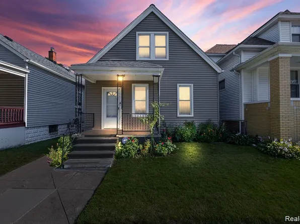 2310 Neibel St, Hamtramck, MI 48212