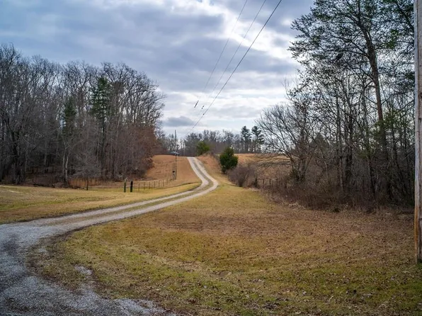 0 Lowell Adkins Rd, Deer Lodge, TN 37726