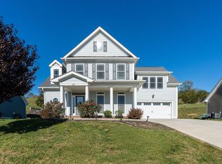 209 Windsor Dr, Fishersville, VA 22939