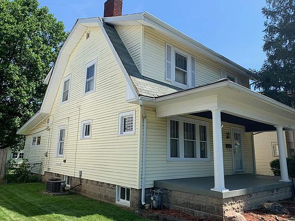2nd image of 626 Pearl St