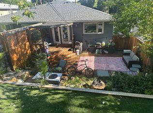 1331 N Rosehill Dr NW, Calgary, AB T2K 1M3