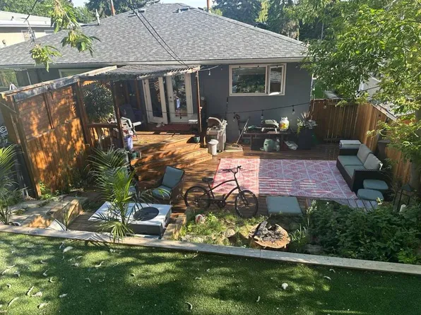 1331 N Rosehill Dr NW, Calgary, AB T2K 1M3