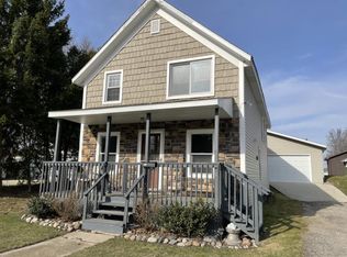 521 S Huron Ave, Harbor Beach, MI 48441