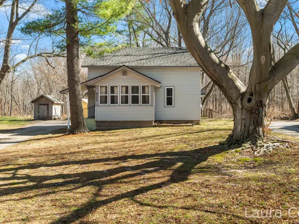 4773 64th St, Holland, MI 49423