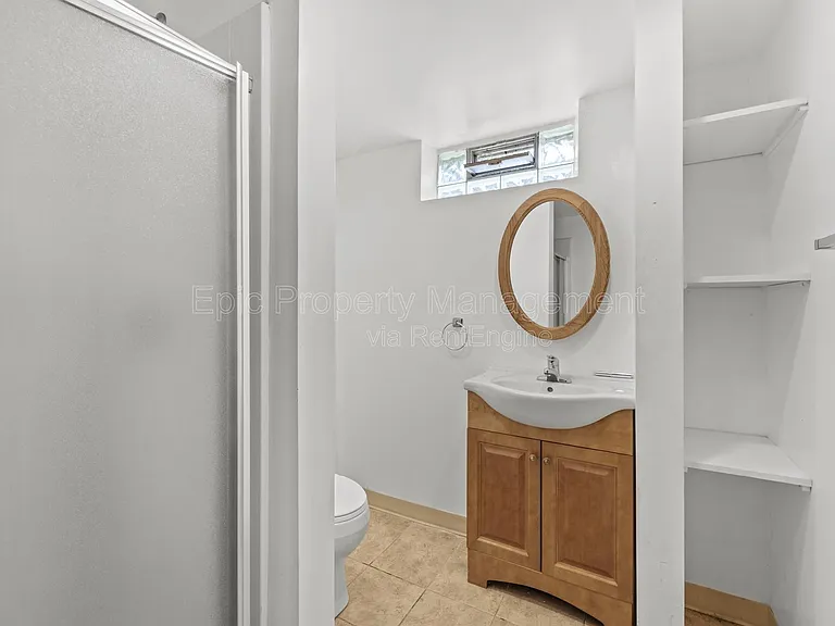 2121 Euclid St — Photo 6