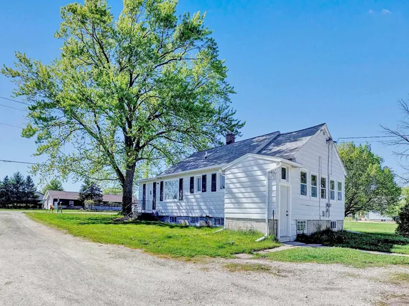 N8035 Lakeshore Dr, Fond Du Lac, WI 54937