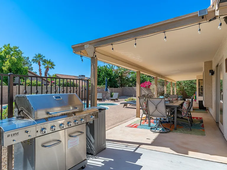 5139 E Fellars Dr — Photo 8