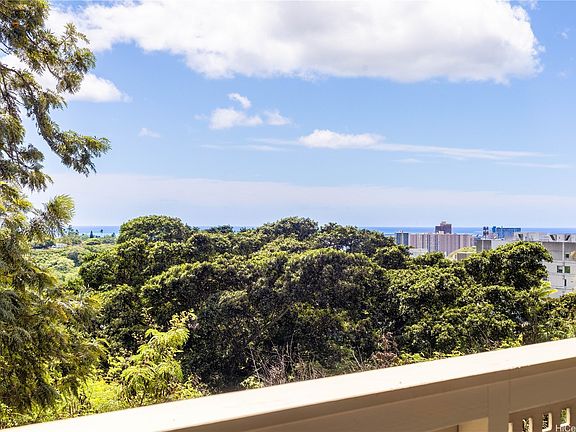 4th image of 1337 Moanalualani Way #11-B