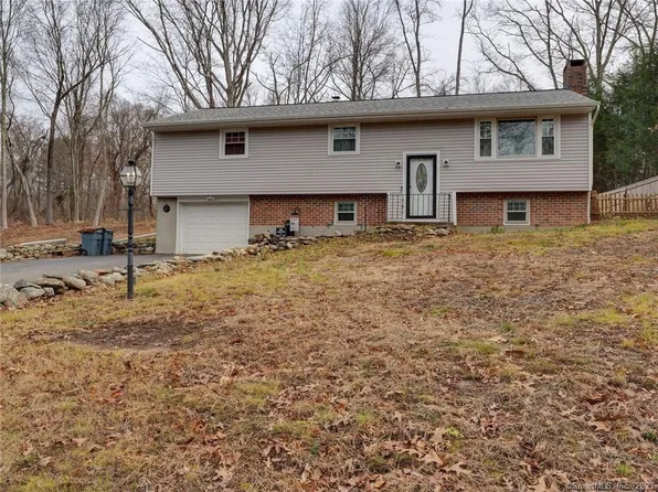 8 Oak Drive, Marlborough, CT 06447