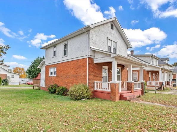 3029 Plantation Rd NE, Roanoke, VA 24012