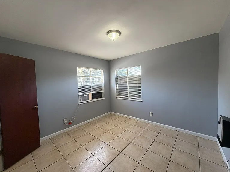 1283 N Sierra Way #1283 — Photo 13