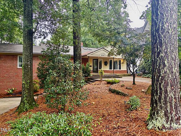 2nd image of 3009 Churchill Rd
