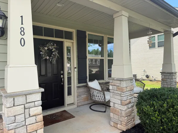 180 Clubhouse Dr, Youngsville, NC 27596