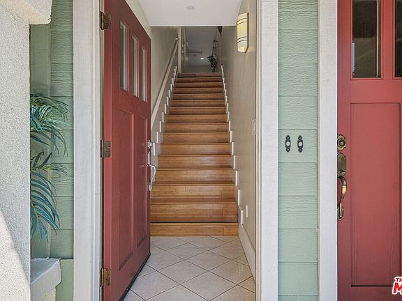 2nd image of 1621 1/2 Rockwood St