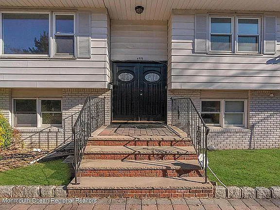 459 Norwood Ave — Photo 7