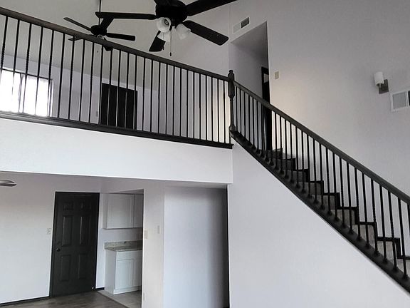4th image of 10973 Sandy Koufax Dr
