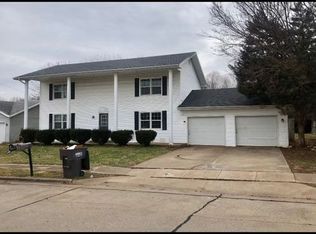 631 S Suburban Ave, Springfield, MO 65802