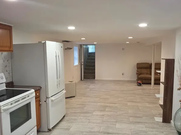 (undisclosed Address), Islip Terrace, NY 11752