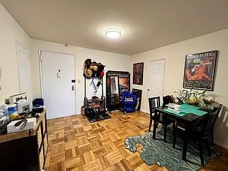 Rented by Nest Seekers International