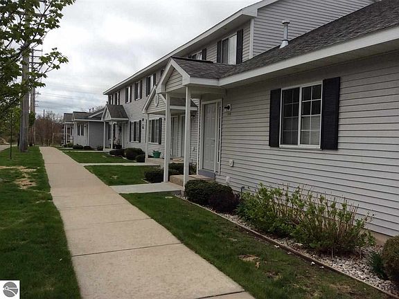 2nd image of 506 Barlow St