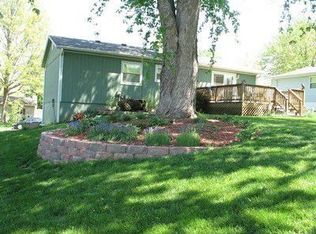 3218 Grandview Dr, Saint Joseph, MO 64503