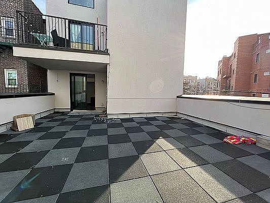 4th image of 212 Central Ave #2