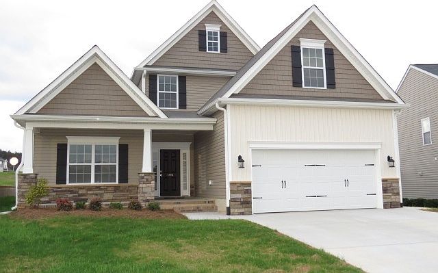 1st image of 105 Rolling Meadow Ln