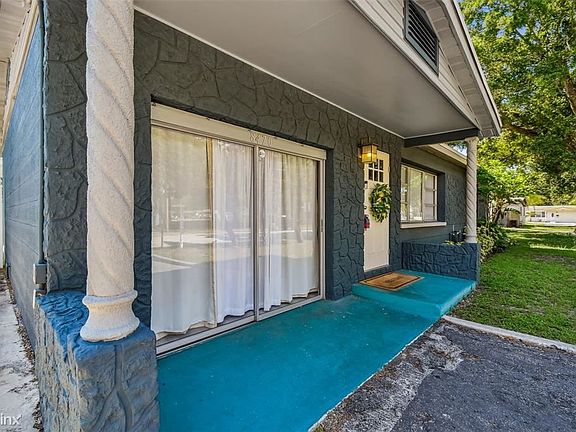 3rd image of 8470R 52nd St N