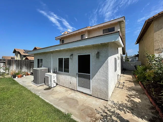 1 bed, 363 sqft, $2,000 — Photo 1