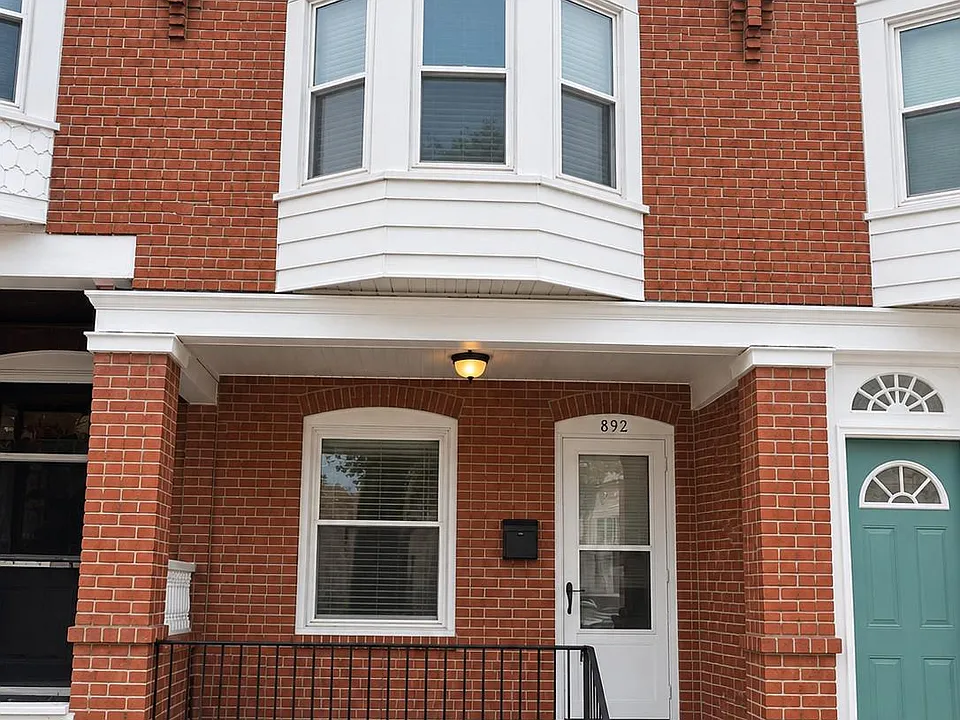 892 South St