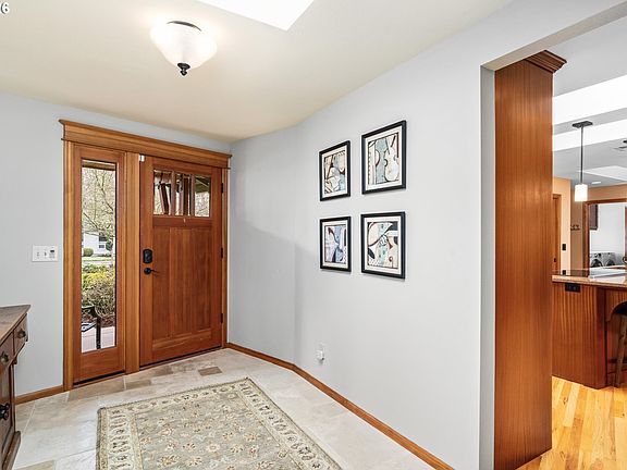 4th image of 2746 Norbert Ln