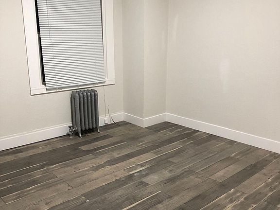2nd image of 620 Eddy St APT 21