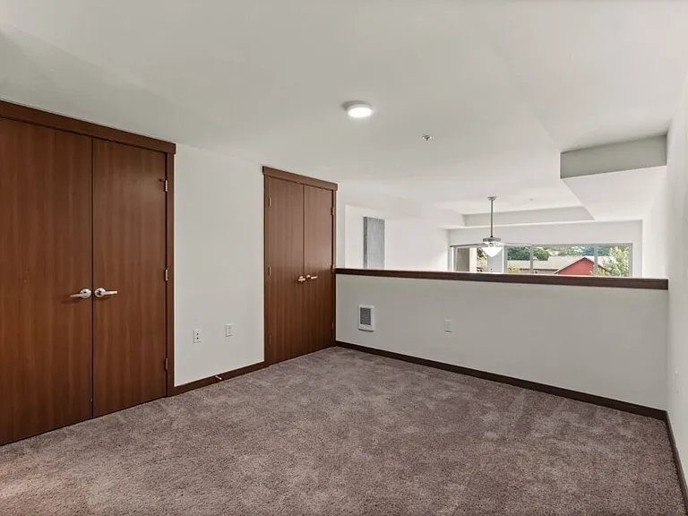 Latitude 47 — Photo 21