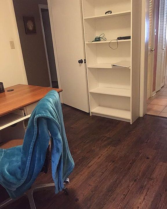 1st image of 107 W 15th St