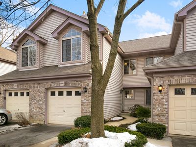 1594 N Saint Marks Pl, Palatine, IL, 60067