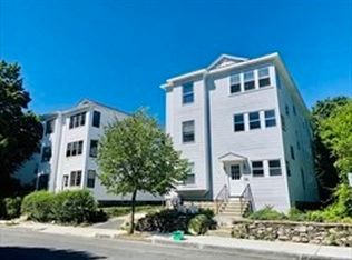 84-86 Florence St, Worcester, MA 01603