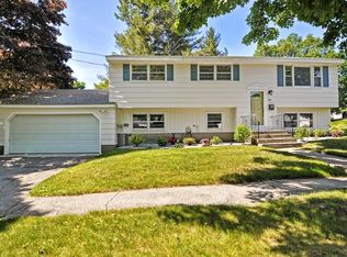 39 Wedgewood Rd, Worcester, MA 01602