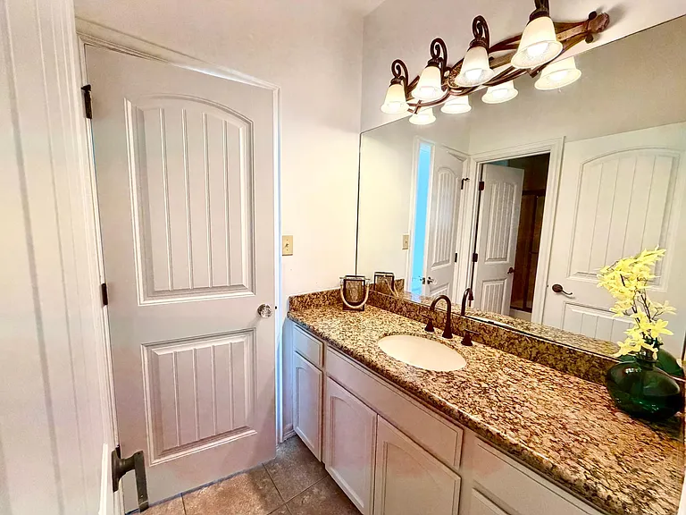 8216 Casa Verde Rd #B115 — Photo 5
