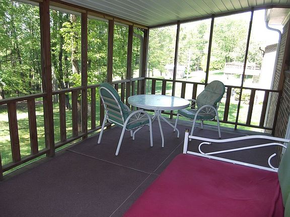 5th image of 1524 W Fairfield Dr