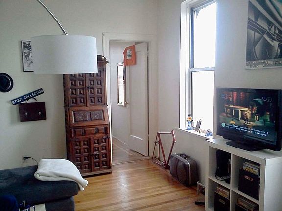 5th image of 627 Morgan Ave #5